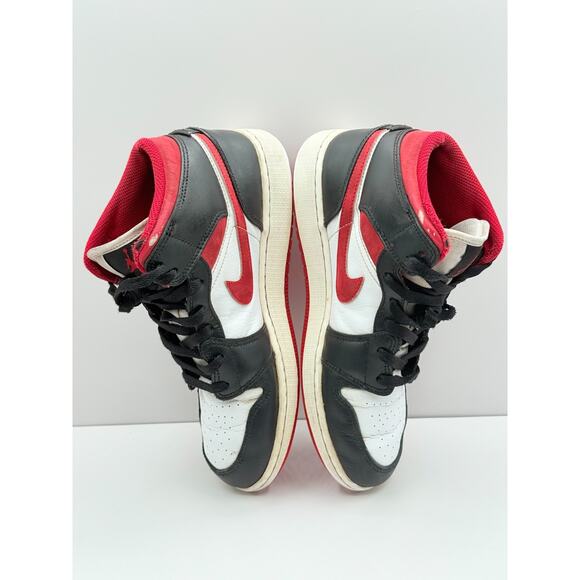 Size 6.5Y Nike Air Jordan 1 Mid Youth White Black Gym Red Shoes DJ4695-122 - Picture 6 of 8